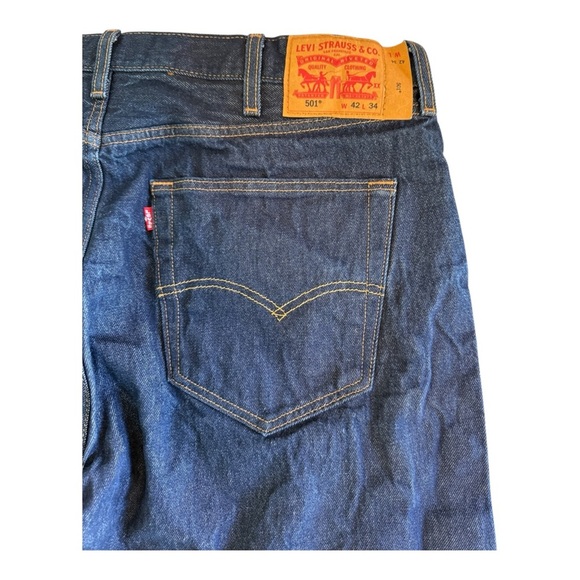 Levis 501 Jeans Mens 42x34 Blue Denim Straight Leg Button Fly Classic Fit - Picture 3 of 13